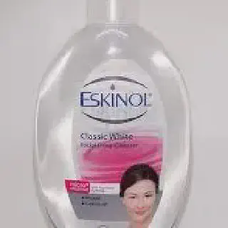 /img/25095-eskinol-routine.webp
