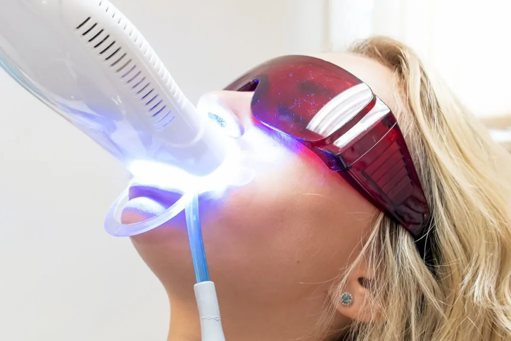 25191 teeth whitening kit