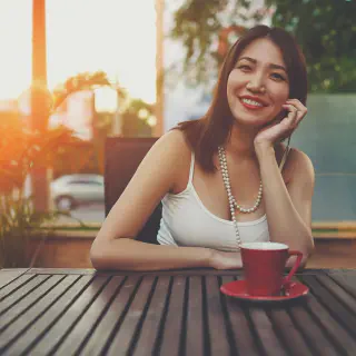 /img/25234-avoid-teeth-whitening.webp