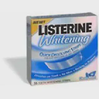 /img/25239-listerine-whitening-peroxide-smile.webp