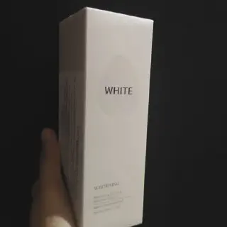 /img/25247-miniso-whitening-cream-comparison.webp