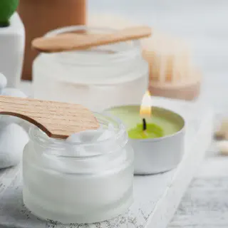 /img/25275-uber-whitening-cream-before-after.webp